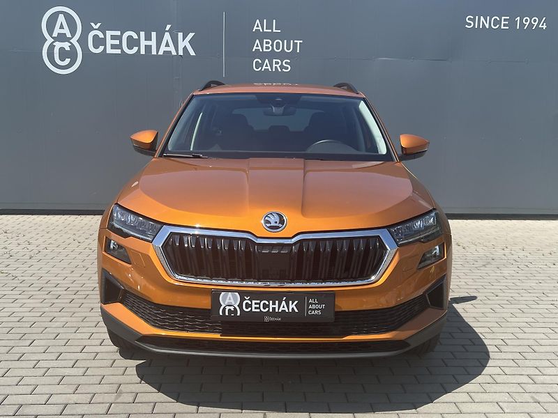 Škoda Karoq (2024) 1. majitel, Koupeno nové v ČR - fotka 2 z 29