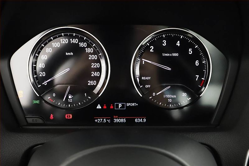BMW Řada 2 (2019) M240i xDrive - fotka 8 z 18