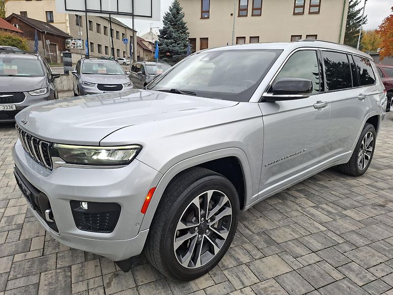 Jeep Grand Cherokee (2021) 3,6LV6 4X4 LONG OVERLAND 6míst - fotka 3 z 36