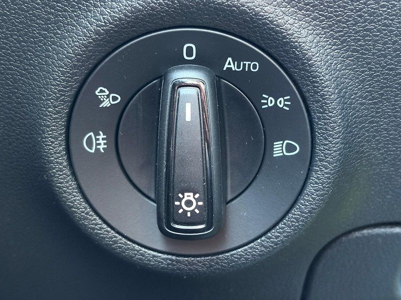 Škoda Karoq (2025) DSG 1.5 TSI / 110kW / SPORTLIN - fotka 25 z 35