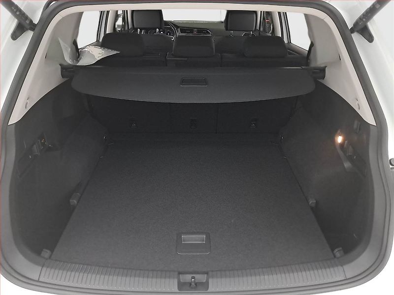 Volkswagen Tiguan Allspace (2022) Life 1.5 TSI - fotka 14 z 18