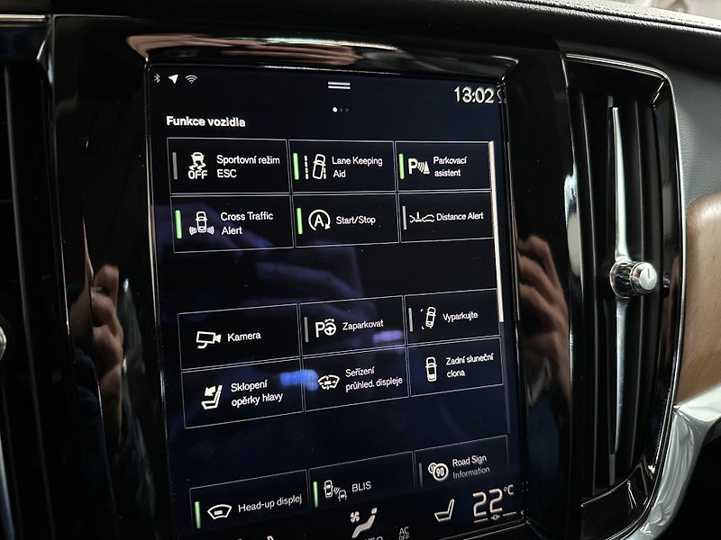 Volvo S90 (2018) D5 INSCRIPTION AWD  - fotka 18 z 34