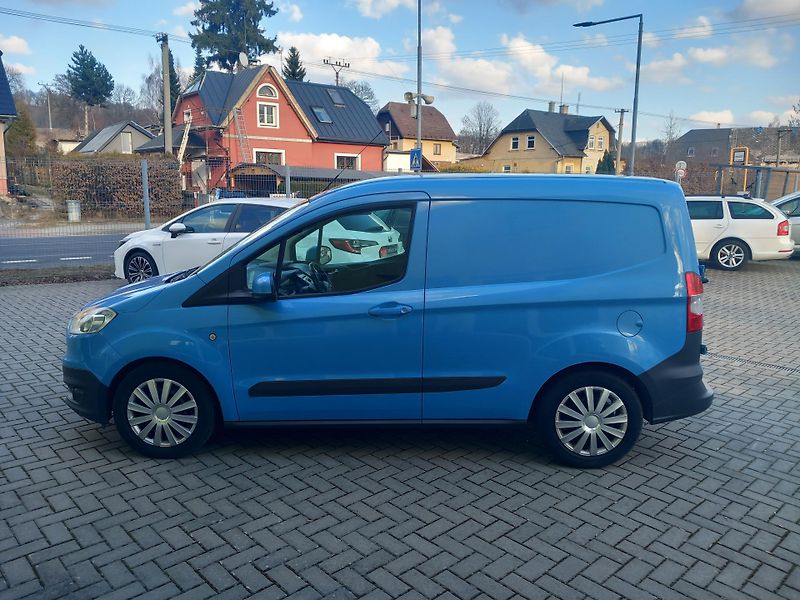 Ford Transit Courier (2015) 1,5TDCi BEZ KOROZE ! NOVÁ STK - fotka 4 z 29