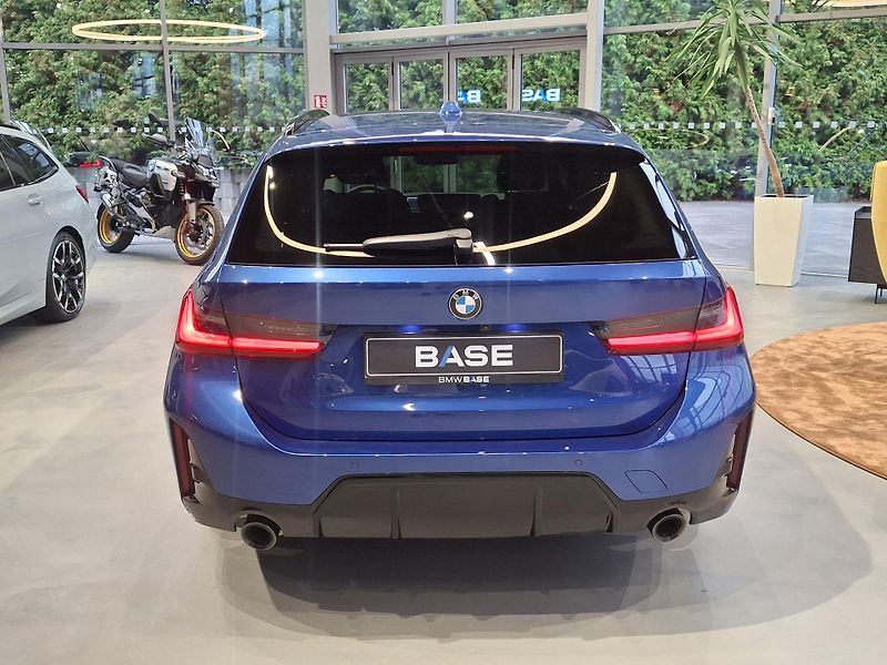 BMW Řada 3 320d xDrive Touring M-Sport - fotka 6 z 29