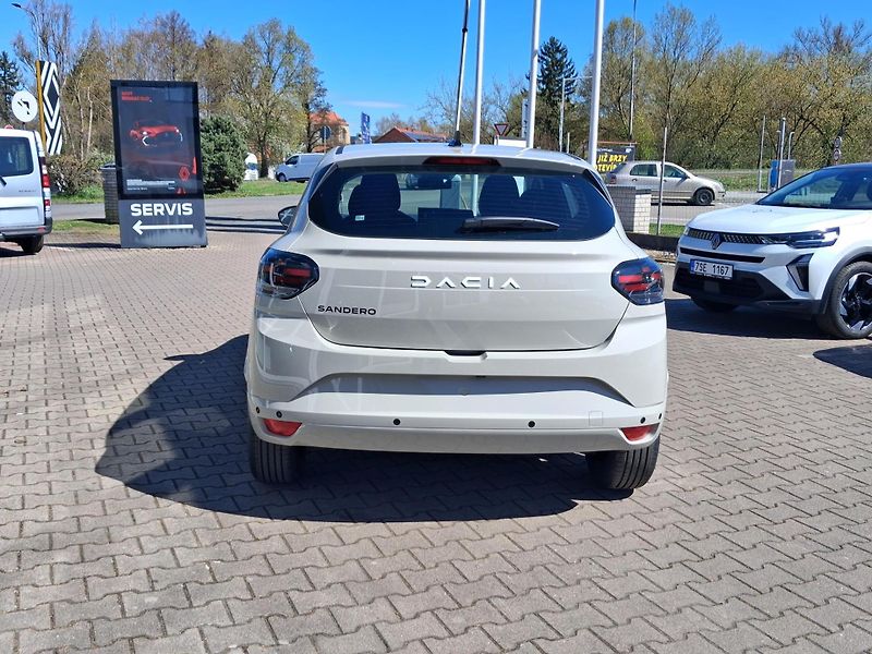 Dacia Sandero (2026) Journey TCe 100   - fotka 5 z 22