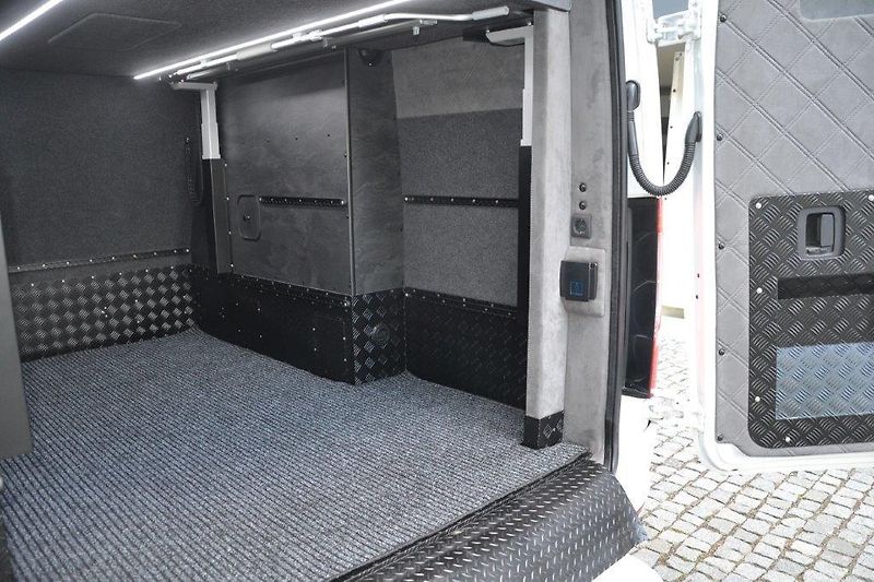 Mercedes-Benz Sprinter 319 Camper Family - fotka 25 z 50