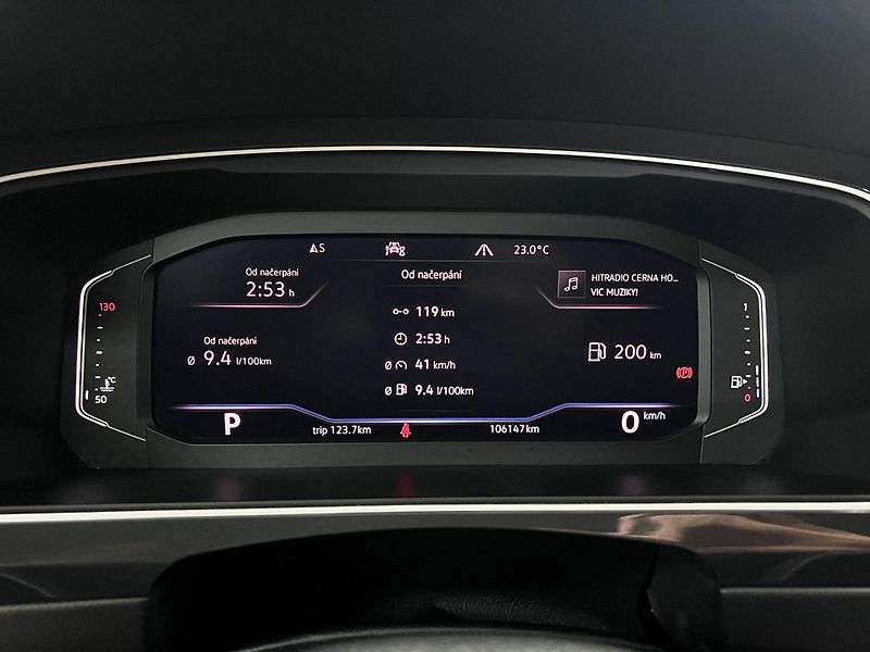 Volkswagen Tiguan 2.0 TSI 140 kW R-Line - fotka 24 z 50