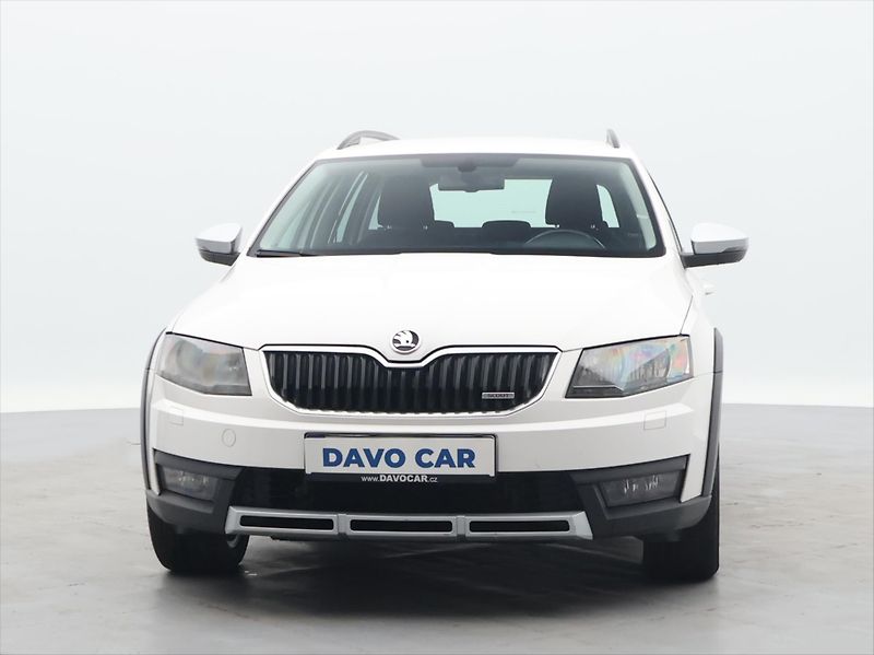 Škoda Octavia 2,0 TDI 135kW 4x4 DSG CZ Scout - fotka 2 z 28