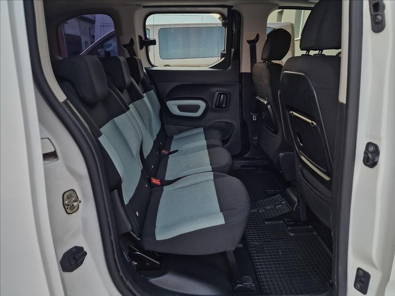 Citroën Berlingo 1.5 BlueHDi 100 Feel, ČR,1Maj - fotka 15 z 47