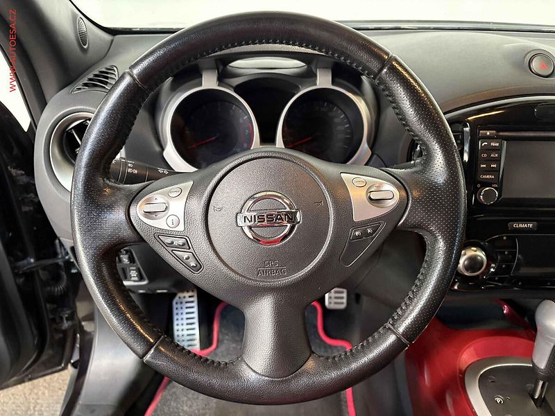 Nissan Juke (2014) 1.6 DiG-T 4x4, AT, navi - fotka 16 z 16