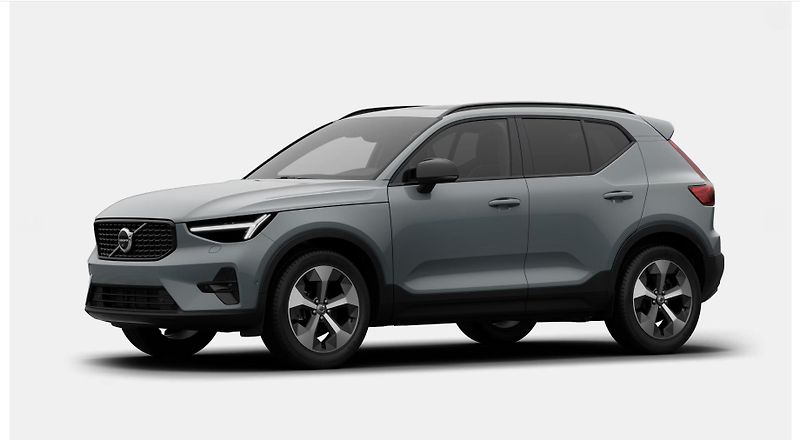 Volvo XC40 (2026) B4 ULTRA DARK AUT - fotografie inzerátu