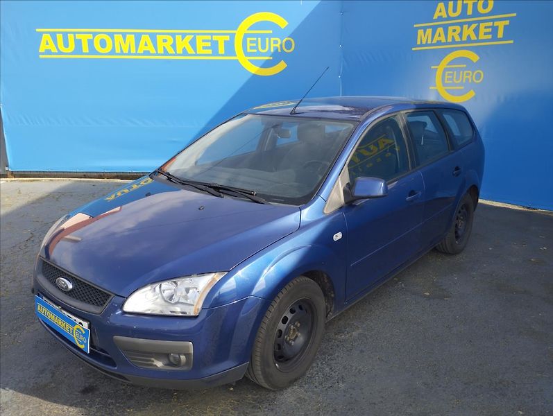 Ford Focus 1,6 74KW - fotka 1 z 15