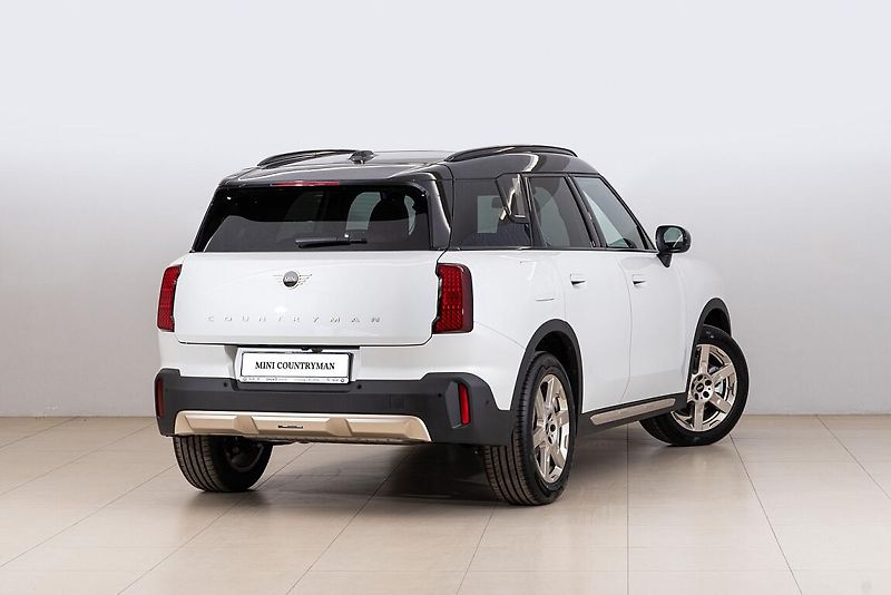 Mini Countryman 2024) - fotka 3 z 13