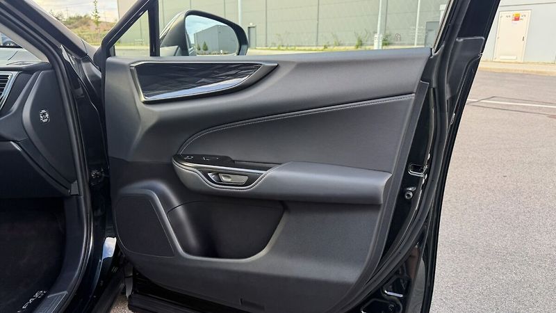 Lexus NX 350h 350H 2,5 HEV EXECUTIVE TOP - fotka 8 z 28