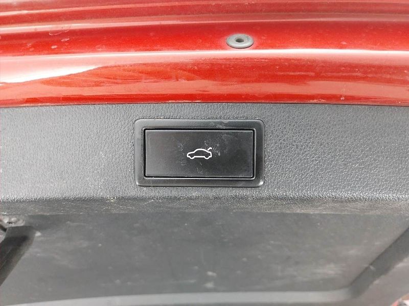 Škoda Octavia (2014) Elegance 2.0 TDI, Serv.kniha - fotka 16 z 24