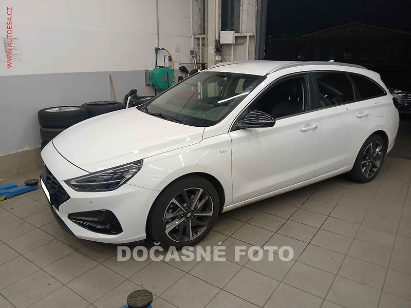 Hyundai i30 (2021) 1.5tgdi + hybrid, 1.maj,ČR - fotka 1 z 3