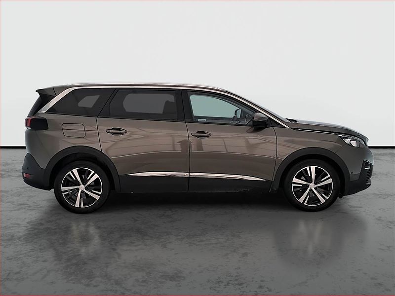Peugeot 5008 (2019) PureTech 180, Automat, 7 míst - fotka 6 z 18