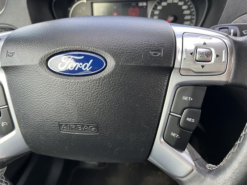 Ford S-MAX 2.0TDCi 7MÍST TEMPOMAT KŮŽE - fotka 17 z 43