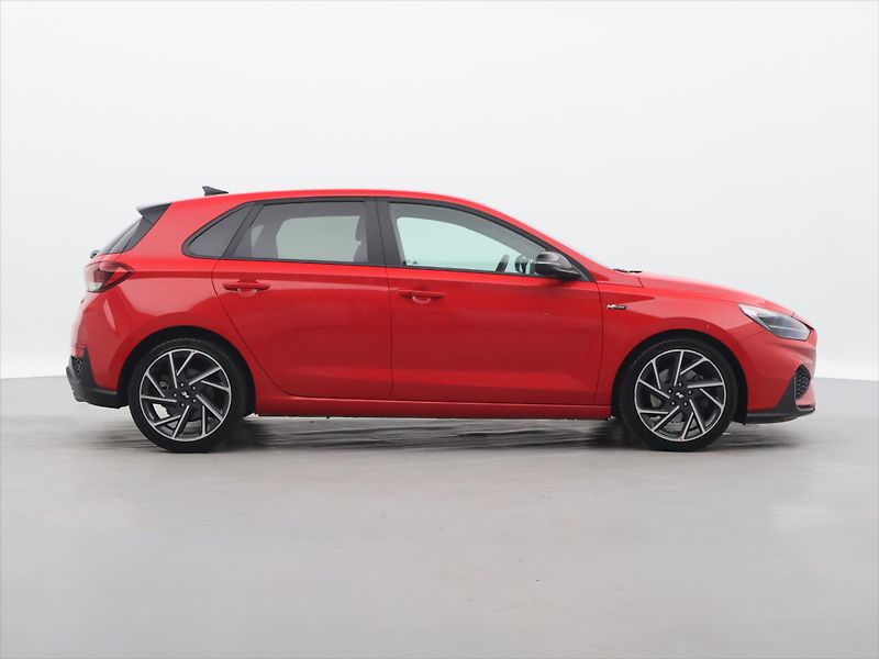 Hyundai i30 1,5 T-GDI 117kW N-Line Premium - fotka 8 z 34