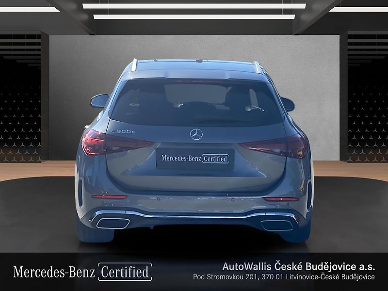 Mercedes-Benz Třídy C Mercedes-Benz C 300 e T AMG - fotka 4 z 20