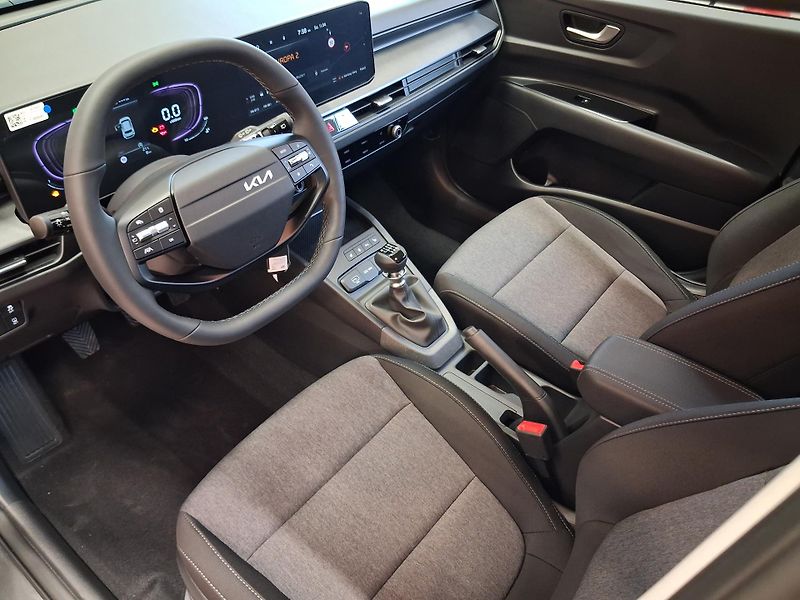 Kia Stonic (2026) 1,0 T-GDi GPF SPIN  - fotka 7 z 9