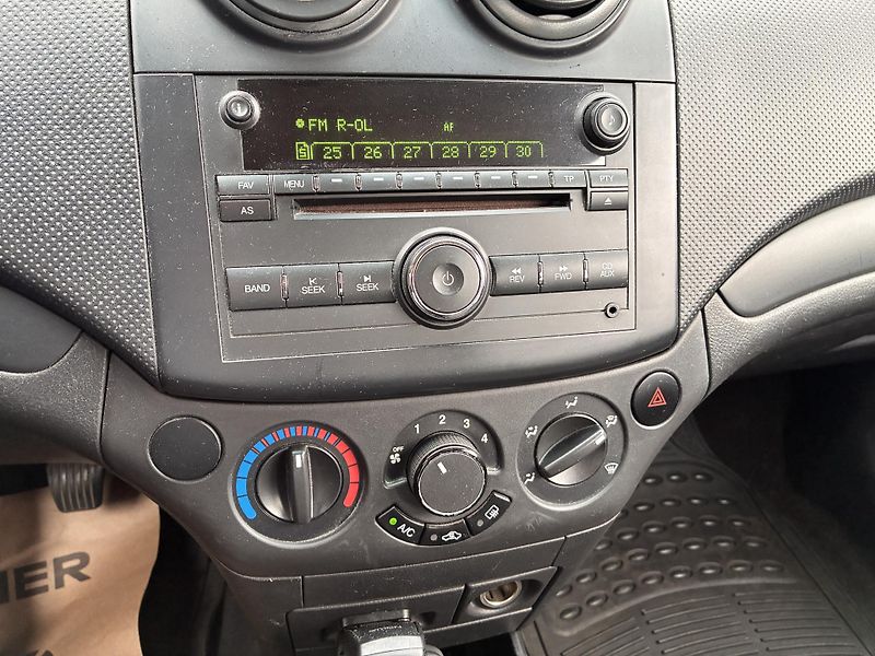 Chevrolet Aveo 1.2i 53kW KLIMA ČR - fotka 17 z 22