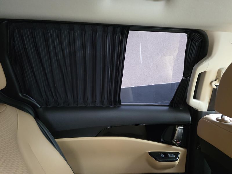 Kia Carnival 2.2-9 míst-SKLADEM - fotka 9 z 63
