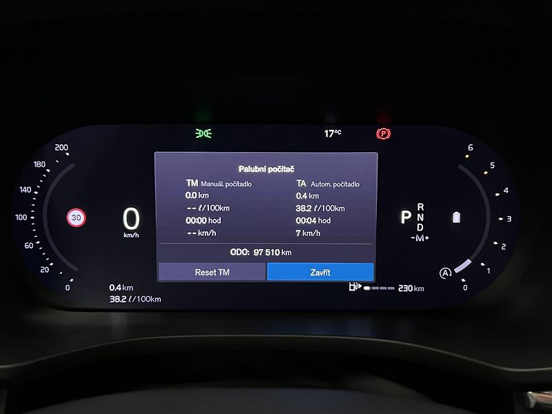Volvo XC60 B4 AWD MOMENTUM PRO AUT - fotka 22 z 40