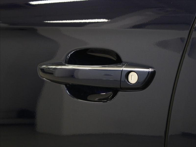 DS Automobiles DS7 Crossback 1,6 PHEV 225k. Rivoli PANO.ČR - fotka 28 z 29