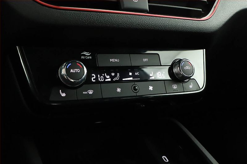 Škoda Scala (2025) 1.0 TSI, DRIVE, AUTOMAT - fotka 17 z 20