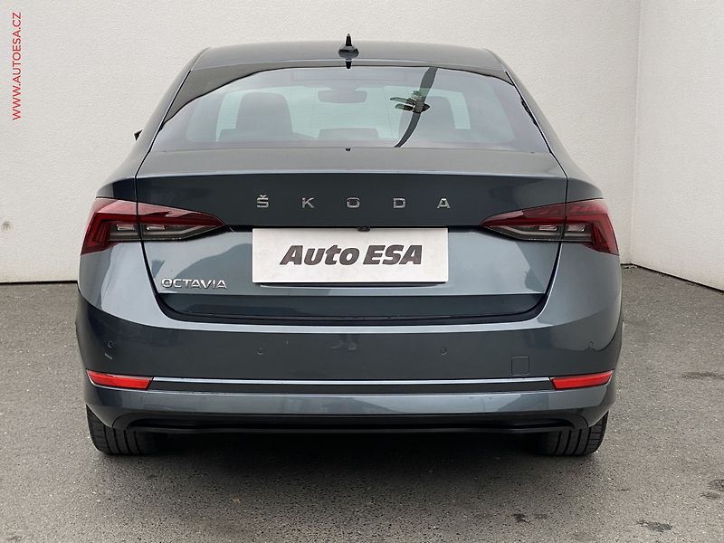 Škoda Octavia (2021) 1.5 TSi, Style, kůže, navi, - fotka 5 z 23