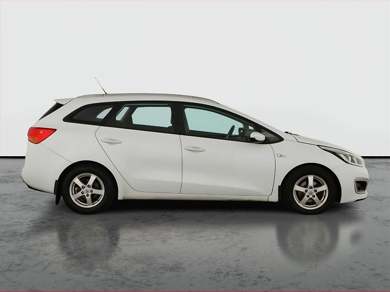 Kia Ceed (2012) 1.4 CRDi, nová STK, udržované - fotka 6 z 13
