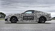 Maskované BMW M8.