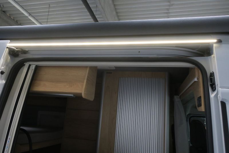 Fiat Ducato (2025) FULLVANS 2,2MTJ 140k L2H2 - fotka 48 z 50