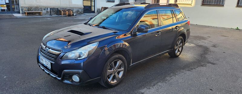 Subaru Outback (2015)  2.0D*BOXER*4x4*AUT*VÝHŘEV*ČR* - fotka 9 z 44