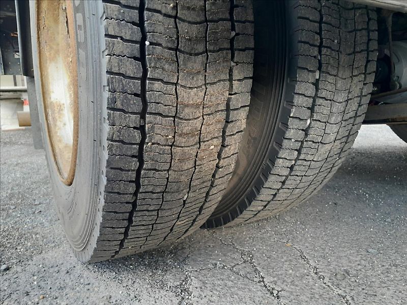 Iveco Eurocargo 3,9 ML 75E18 HYDR.ČELO - fotka 14 z 16