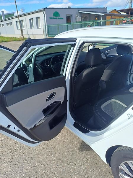 Kia Ceed (2015) - fotka 8 z 20