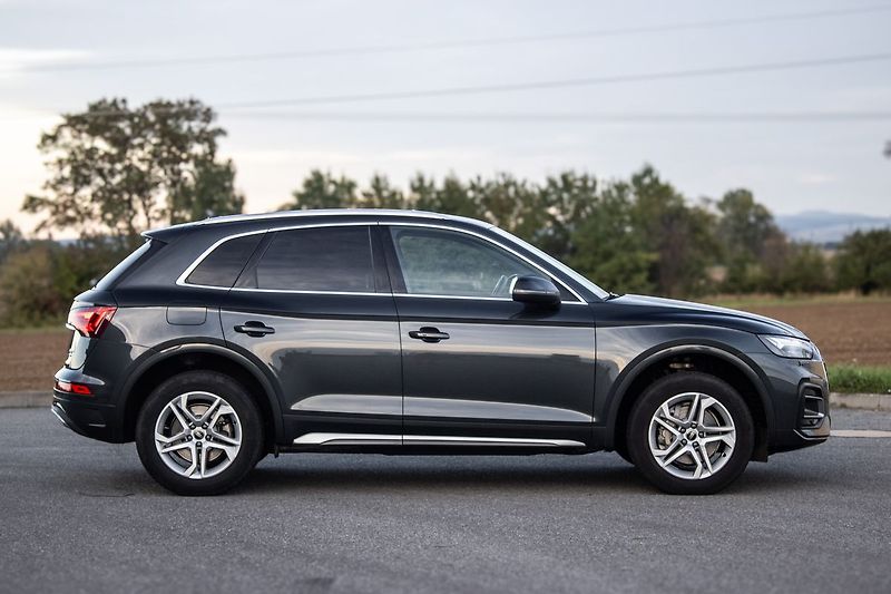 Audi Q5 - fotka 4 z 32