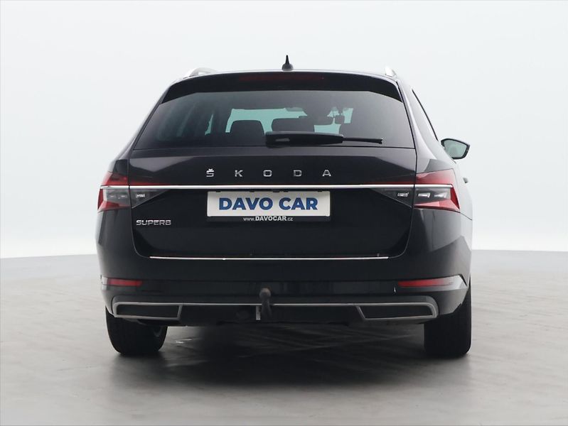 Škoda Superb 2.0 TDI 110kW Style DSG Tažné - fotka 6 z 32