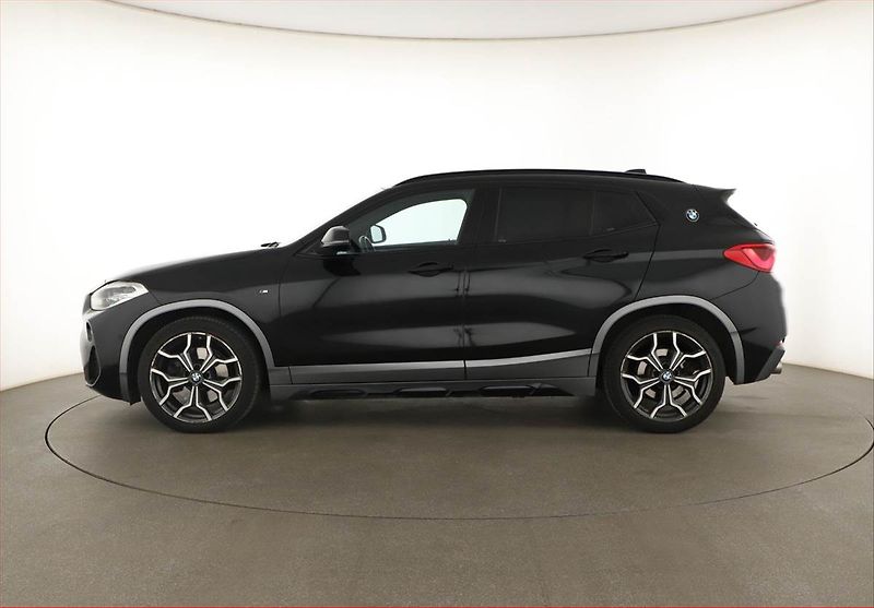 BMW X2 (2019) xDrive20d, 4X4, Automat - fotka 3 z 21