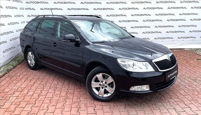 Škoda Octavia 1,2 TSi,77kW,STK 9/28,serv.kn. - fotografie inzerátu