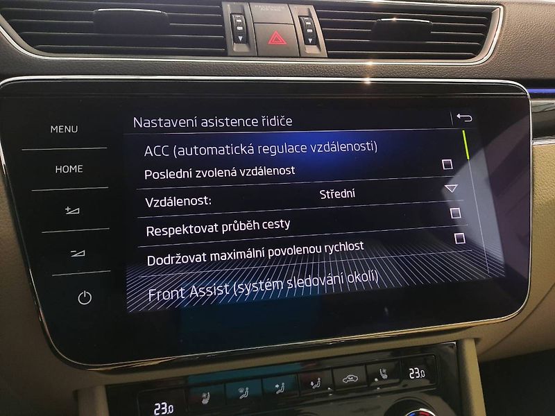 Škoda Superb (2020) Laurin&Klement 2.0 TSI 4x4 (20 - fotka 21 z 30