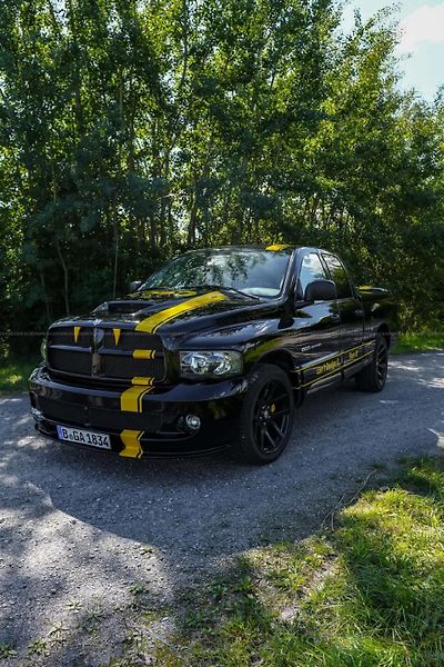 Dodge RAM SRT-10 8,3 V10 372 kW VIPER - fotka 7 z 19