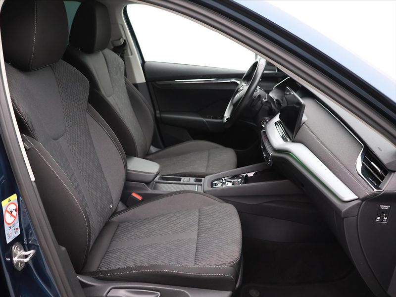 Škoda Octavia 2,0 TDI 110kW DSG Style CZ - fotka 12 z 29