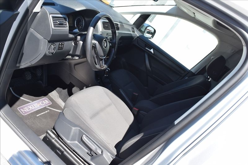 Volkswagen Caddy 2,0 TDI 75KW ODPOČET 2XPNEU - fotka 15 z 50
