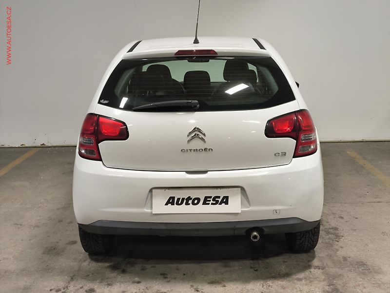 Citroën C3 (2012) 1.1i, ČR, AC - fotka 5 z 16