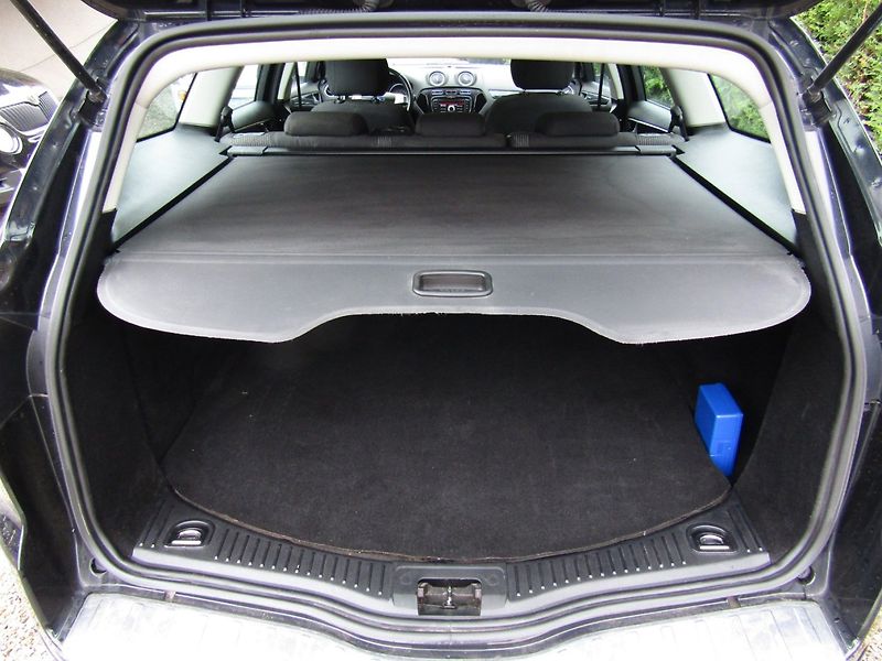 Ford Mondeo (2011) 1.6 TDCi 85kW - fotka 24 z 45