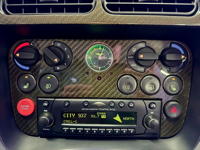 Aston Martin DB7 6.0 V12 306 KW AT VANTAGE, BEC - fotka 13 z 16