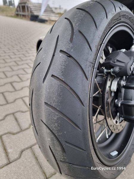 BMW R nineT Racer (2019) - fotka 6 z 14