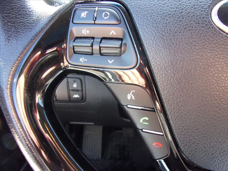 Kia Ceed 1,6 CRDi Exclusive SW - fotka 24 z 28